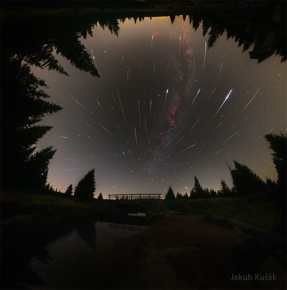 Perseids from Perseus | © · Jakub Kuřák
